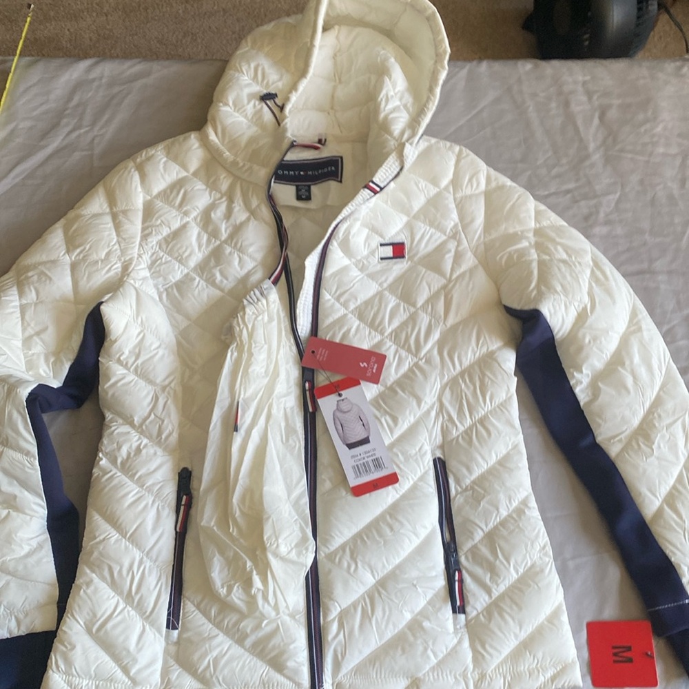 Tommy Hilfiger womens coat nwt medium